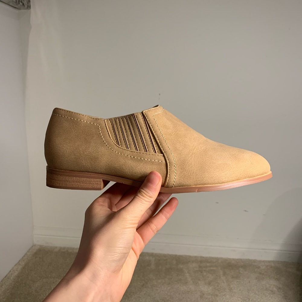 Brown Slip-on flats